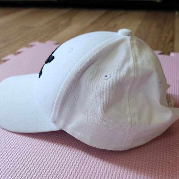 Adidas Originals white hat - Picture 4 of 4